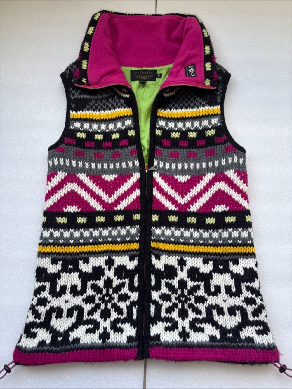 Icelandic Women's Pink & Black Knit Wool Vest